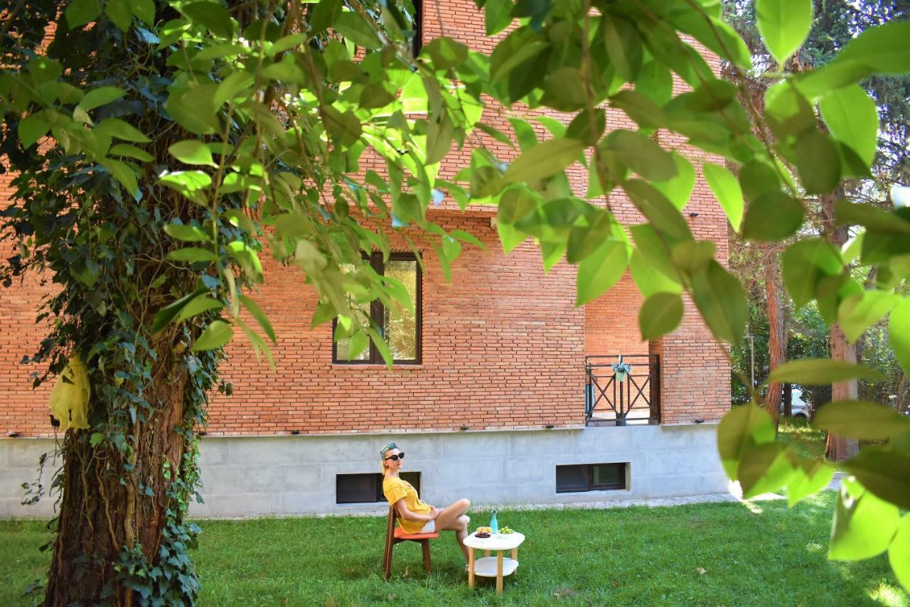 Bliss Hotel Тбилиси Экстерьер фото