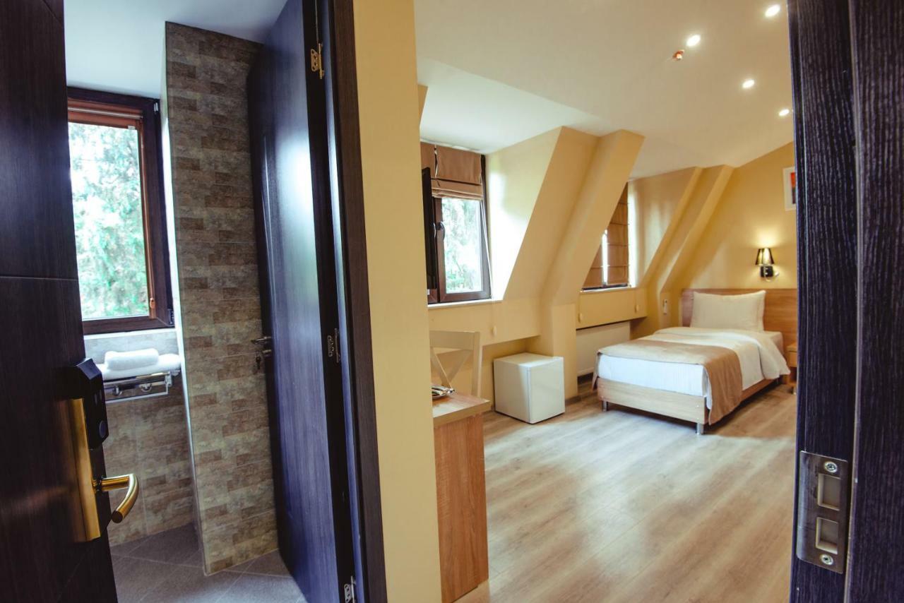 Bliss Hotel Тбилиси Экстерьер фото