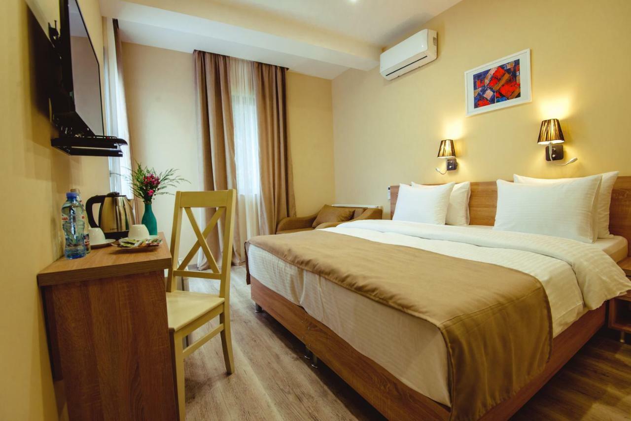 Bliss Hotel Тбилиси Экстерьер фото